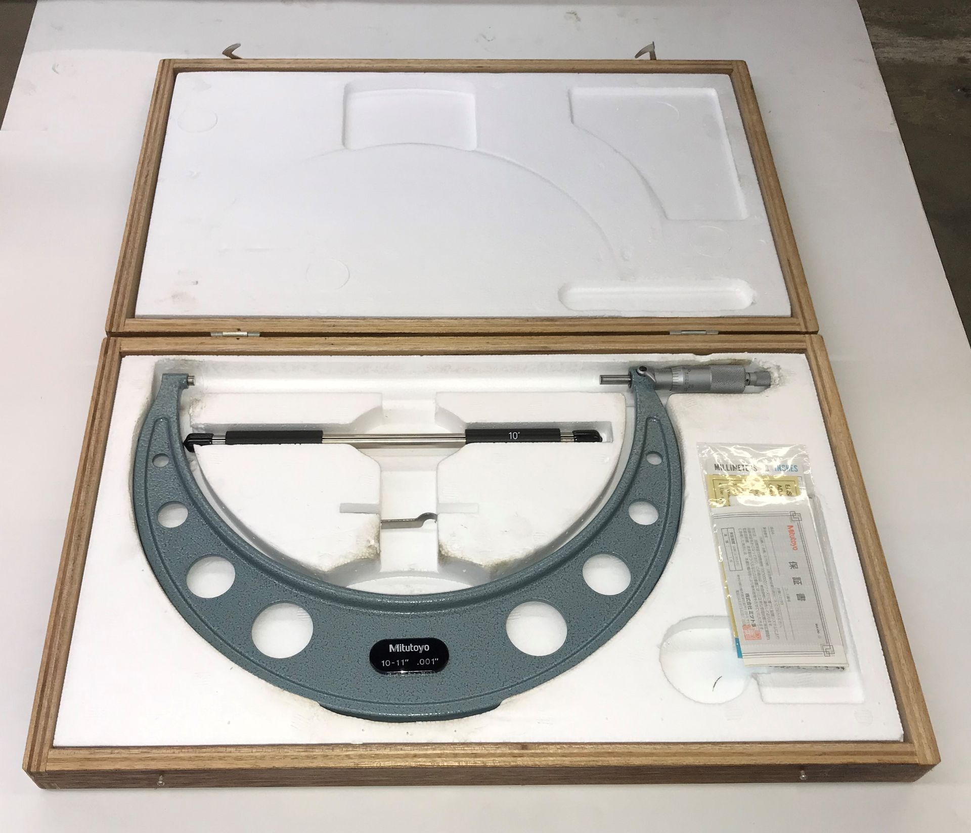 Mitutoyo 10"-11" Micrometer