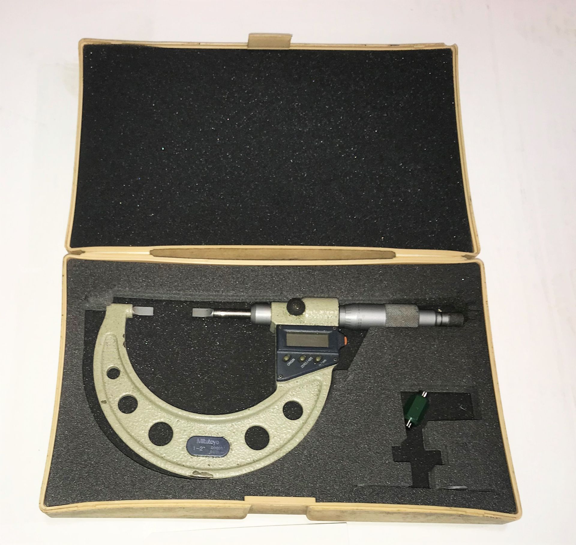 Mitutoyo 1" - 2" Digital Blade Micrometer