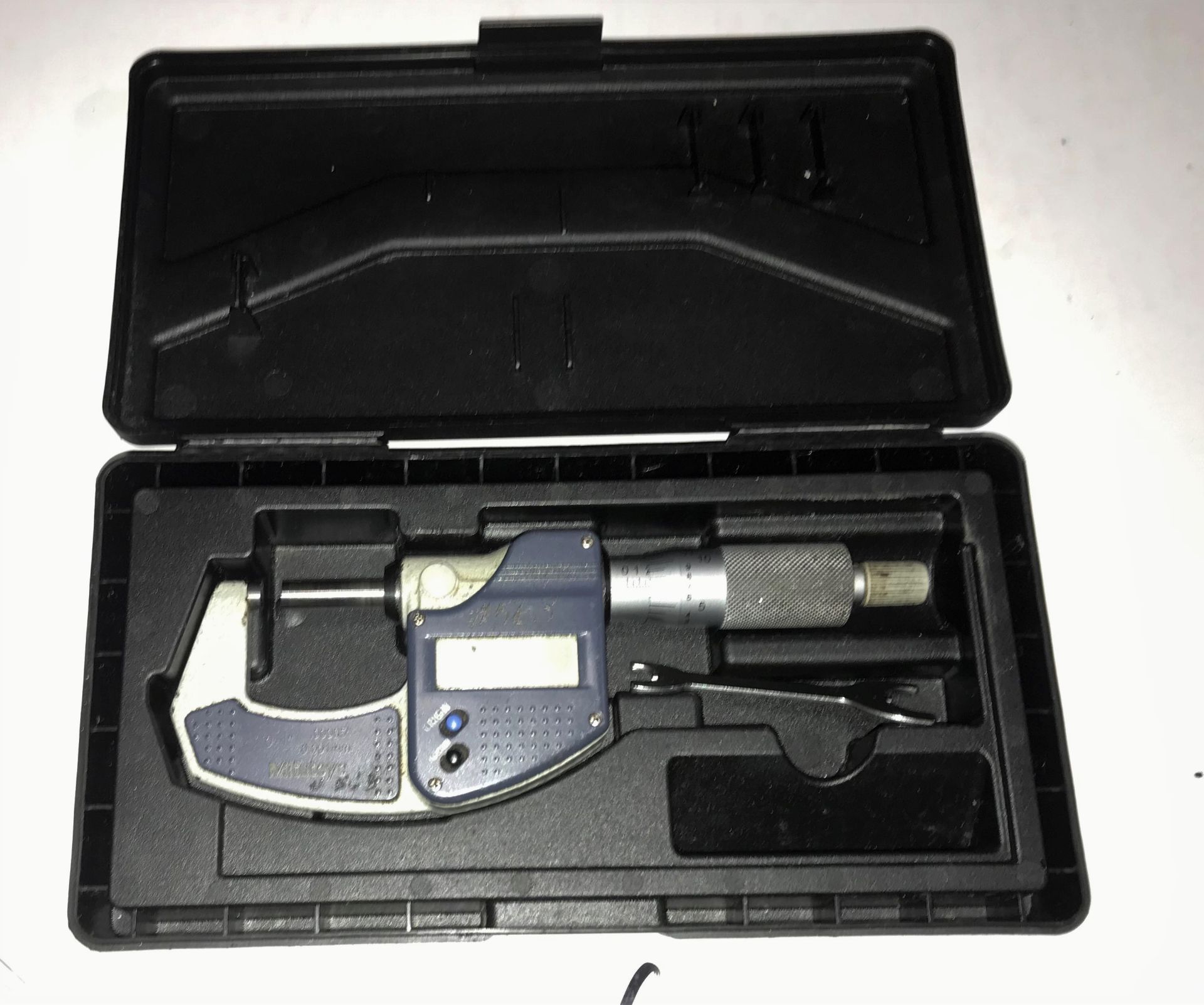 Mitutoyo 0 - 1" Digital Micrometer