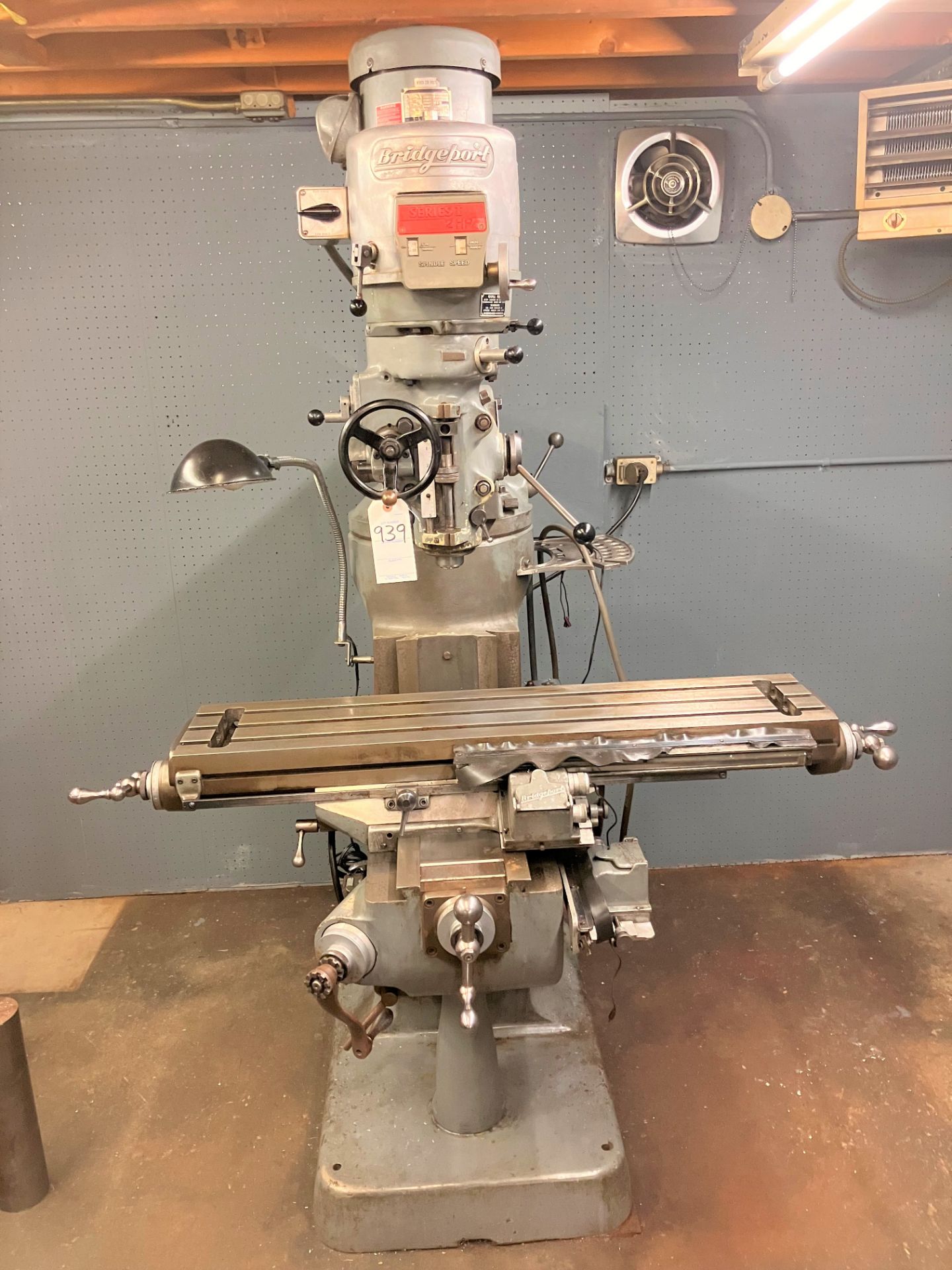 Bridgeport Series I 2HP Milling Machine - S/N 12BR190065