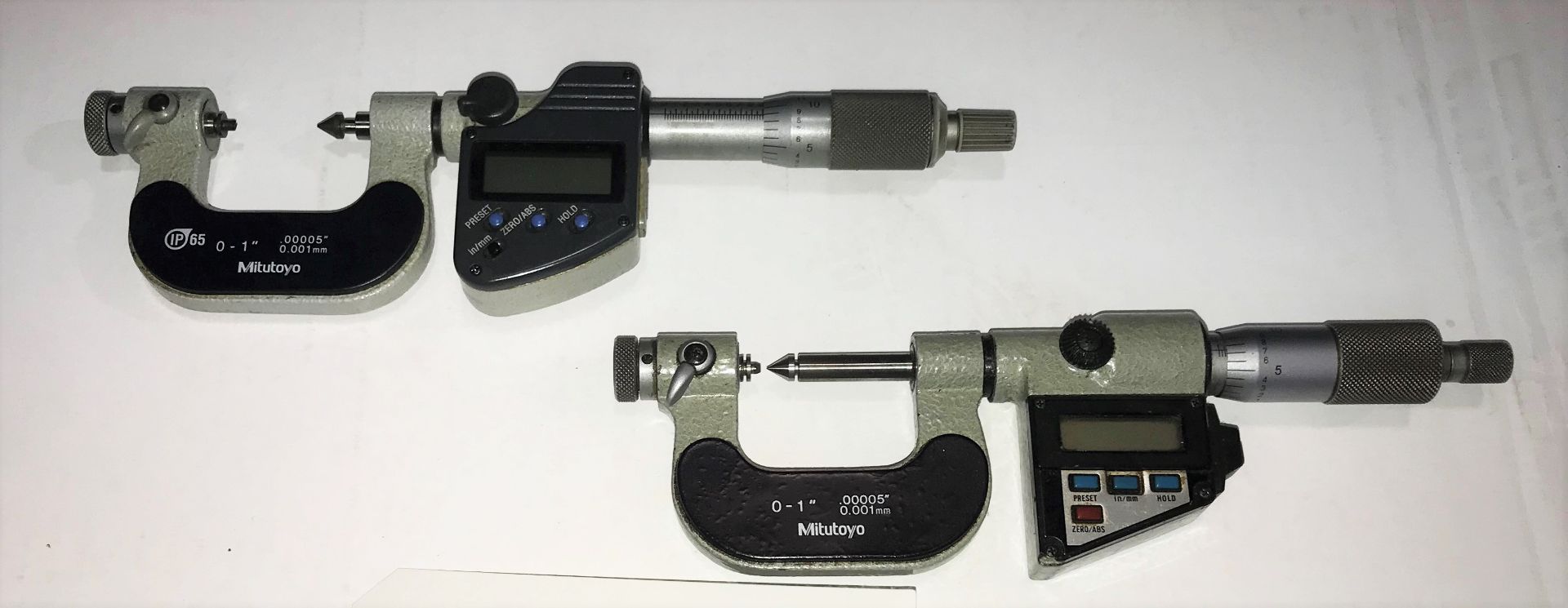 (2) Mitutoyo 0 - 1" Digital Pitch Micrometers