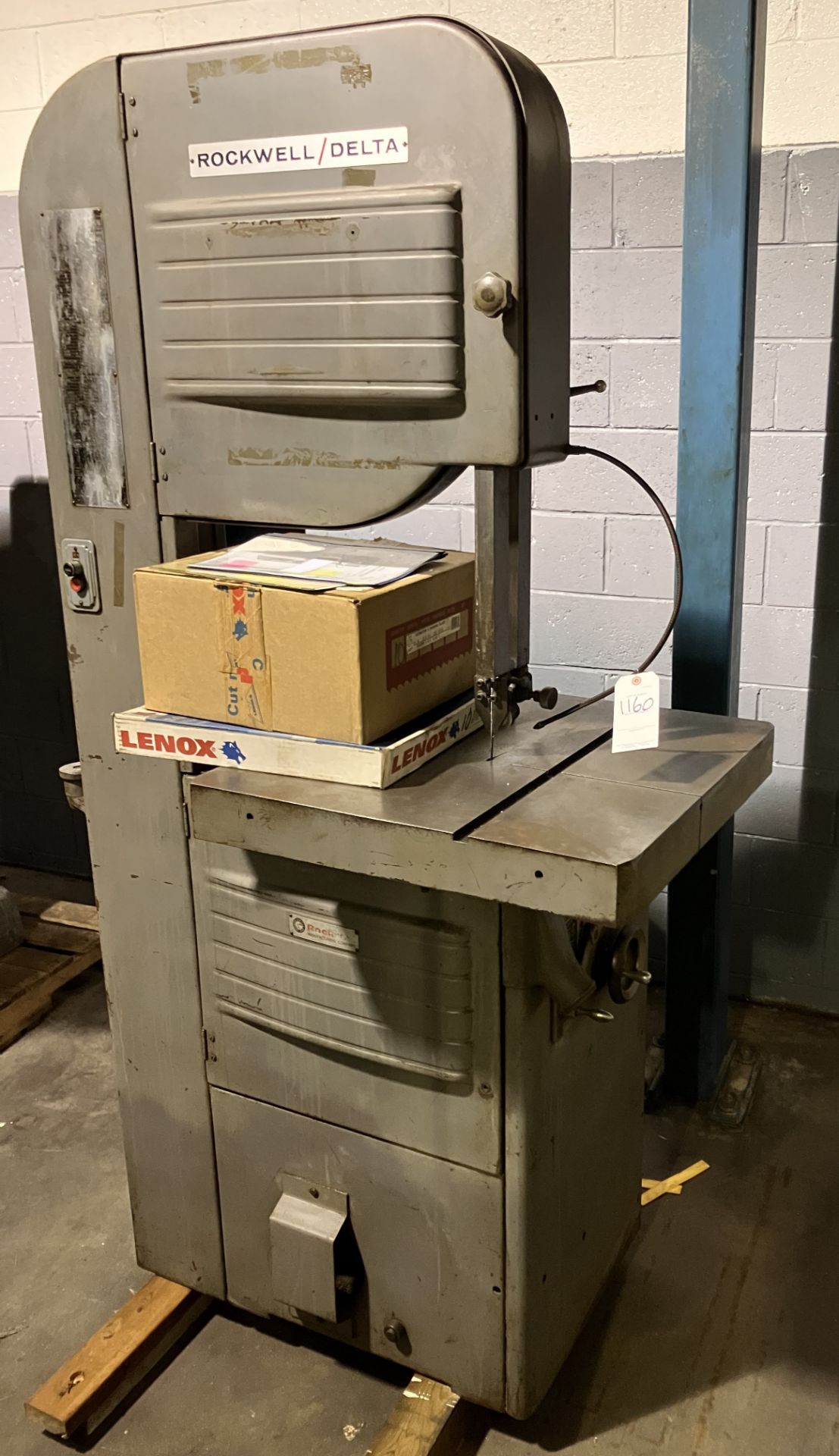 Rockwell Delta Mod. 28-365, 20" Verticle Band Saw w/ Blade Welding Attachment, S.N. 1485729