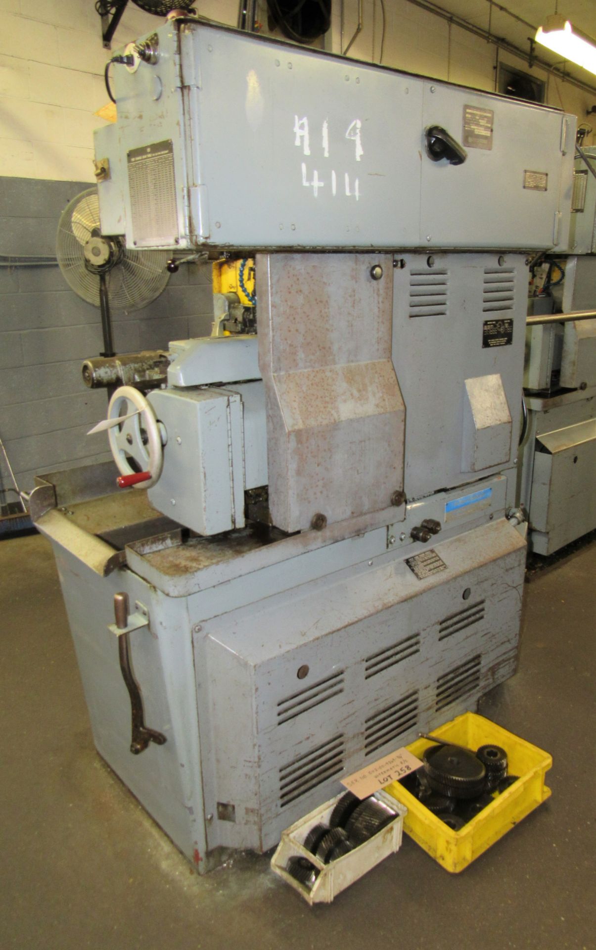 Brown & Sharpe No.2 1-1/4" 4-Speed Ultramatic R/S Screw Machine - S/N 542-2-8629 - Image 3 of 3