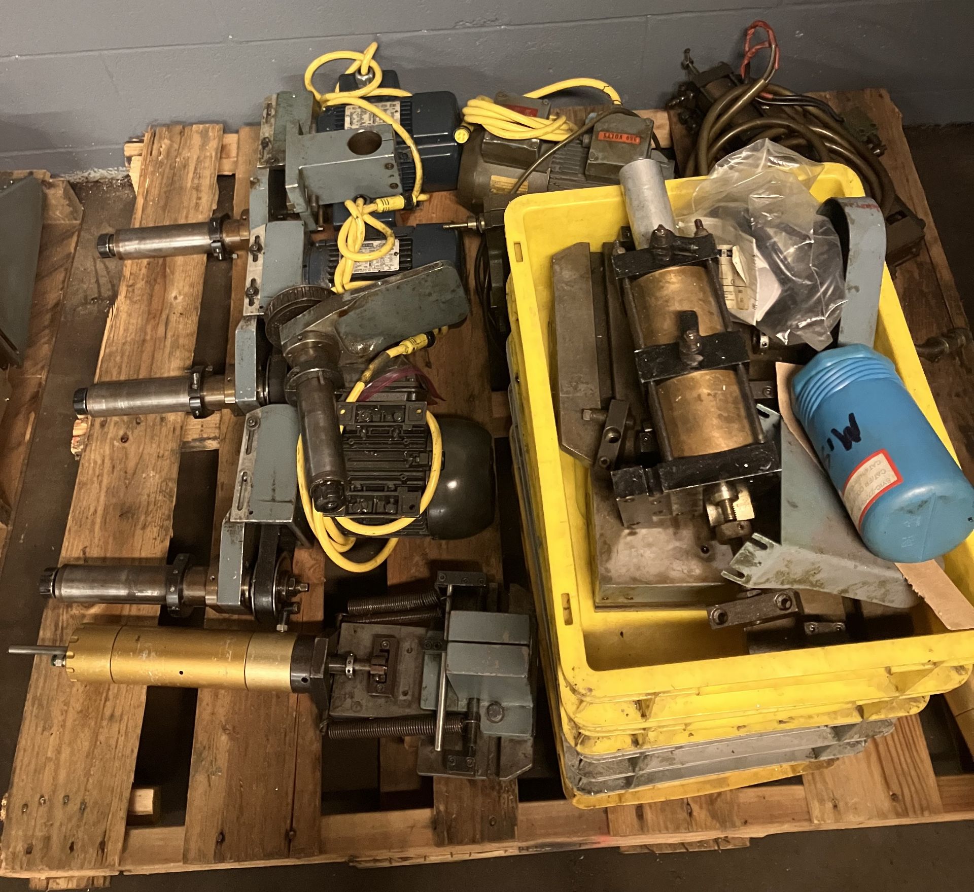 Pallet Lot W&G Tooling