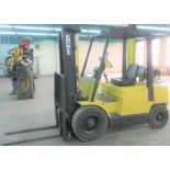 HYSTER H50XM OUTDOOR PROPANE FORKLIFT, 4,850LB CAP., 189" MAX LIFT, 40" FORKS, 3-STAGE MAST, SIDE
