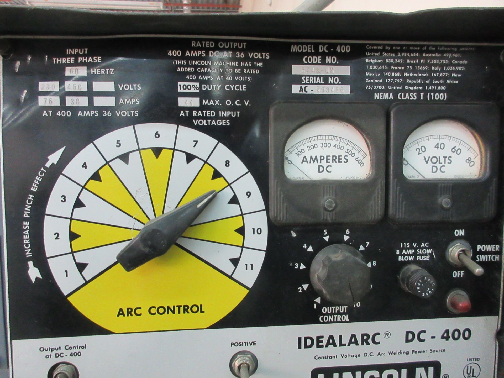LINCOLN ELECTRIC IDEAARC DC-400 ARC WELDER (LOCATED IN THOROLD, ON) (RIGGING FEE $50) - Image 3 of 3