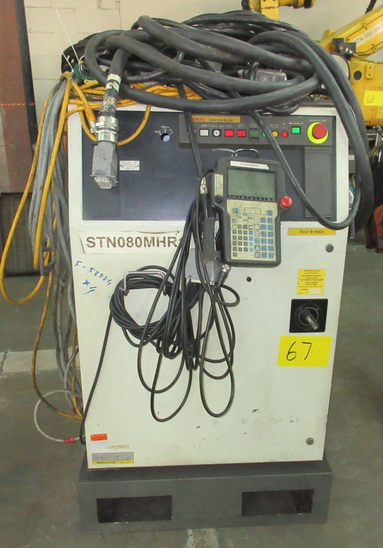 FANUC S-430IW LOADING ROBOT W/ SYSTEM RJ3 ROBOT CONTROLLER, CABLES AND TEACH PENDANT (LOCATED IN - Image 2 of 9