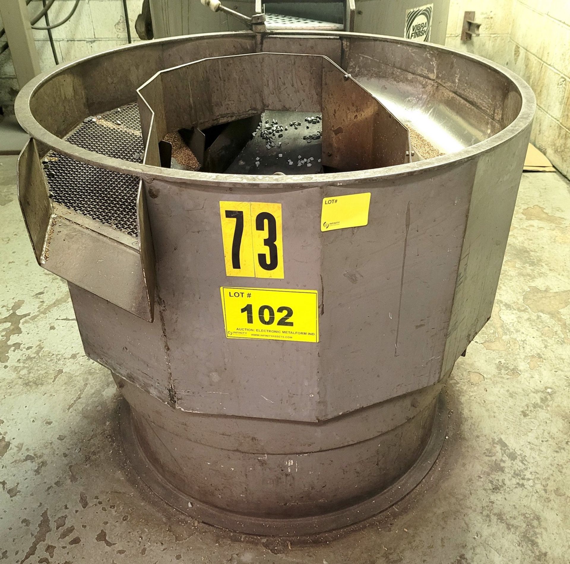 NICEM ASC100 VIBRATORY FINISHER, S/N 97 (RIGGING FEE $750)