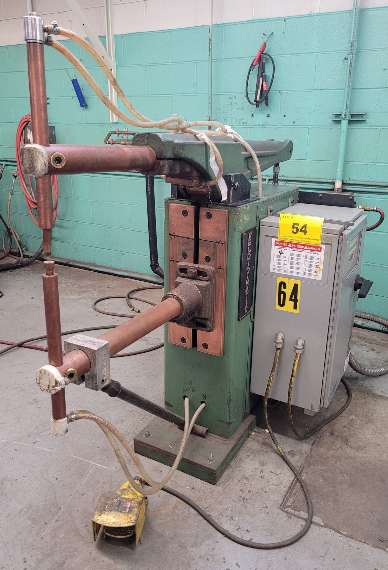 WELD-O-MATIC AF-2B SPOT WELDER, 75 KVA, 24" THROAT, MEDWELD 200S CONTROL, S/N 3259 (RIGGING FEE $