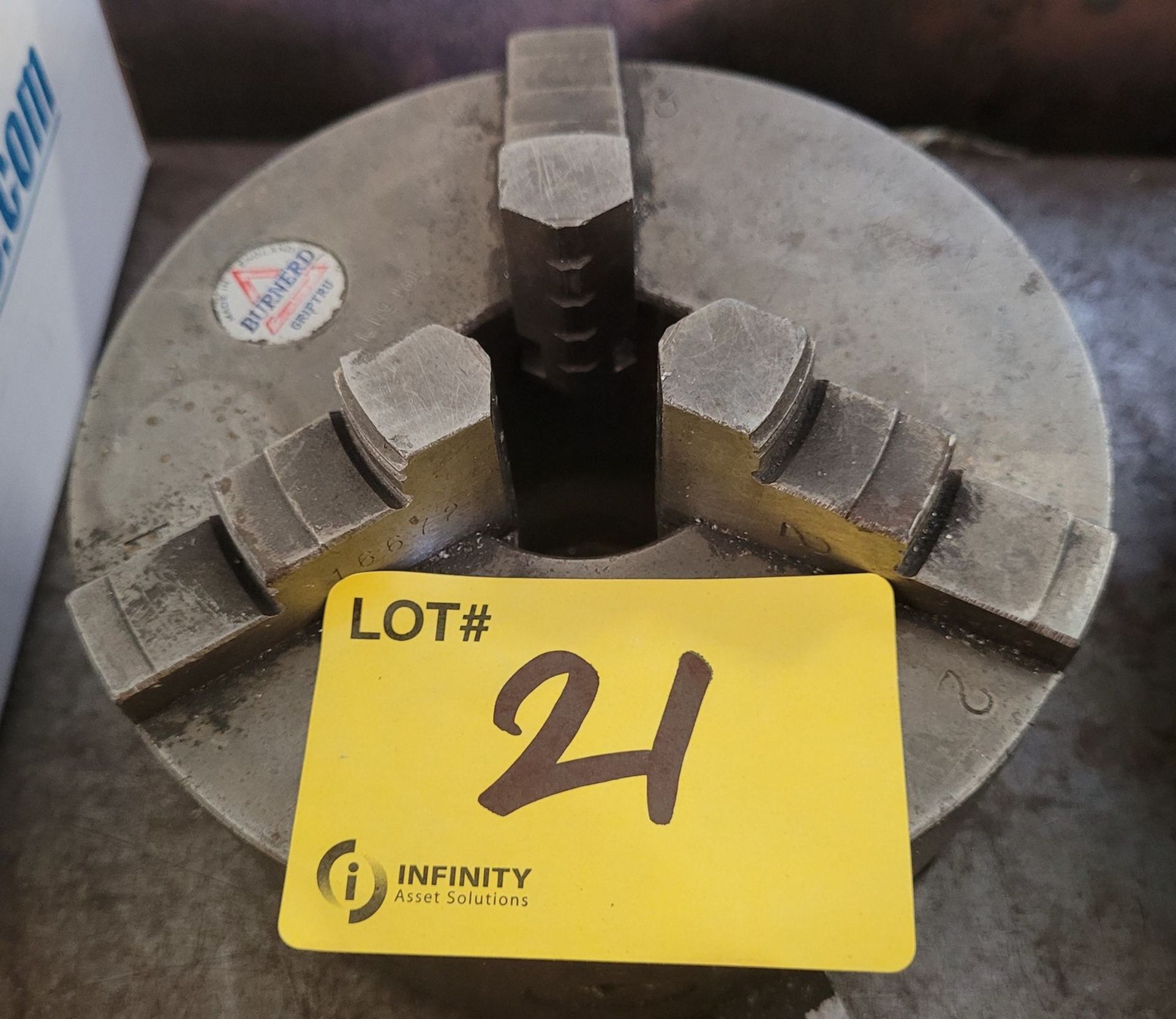 LOT - ELLIOTT 10" 4-JAW CHUCK, BURNERD 6" 3-JAW CHUCK - Image 4 of 4