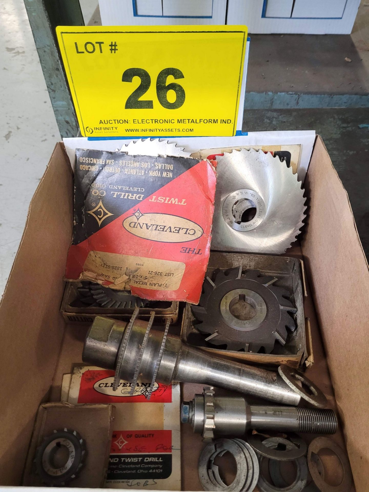 LOT - ASSORTED SAW BLADES