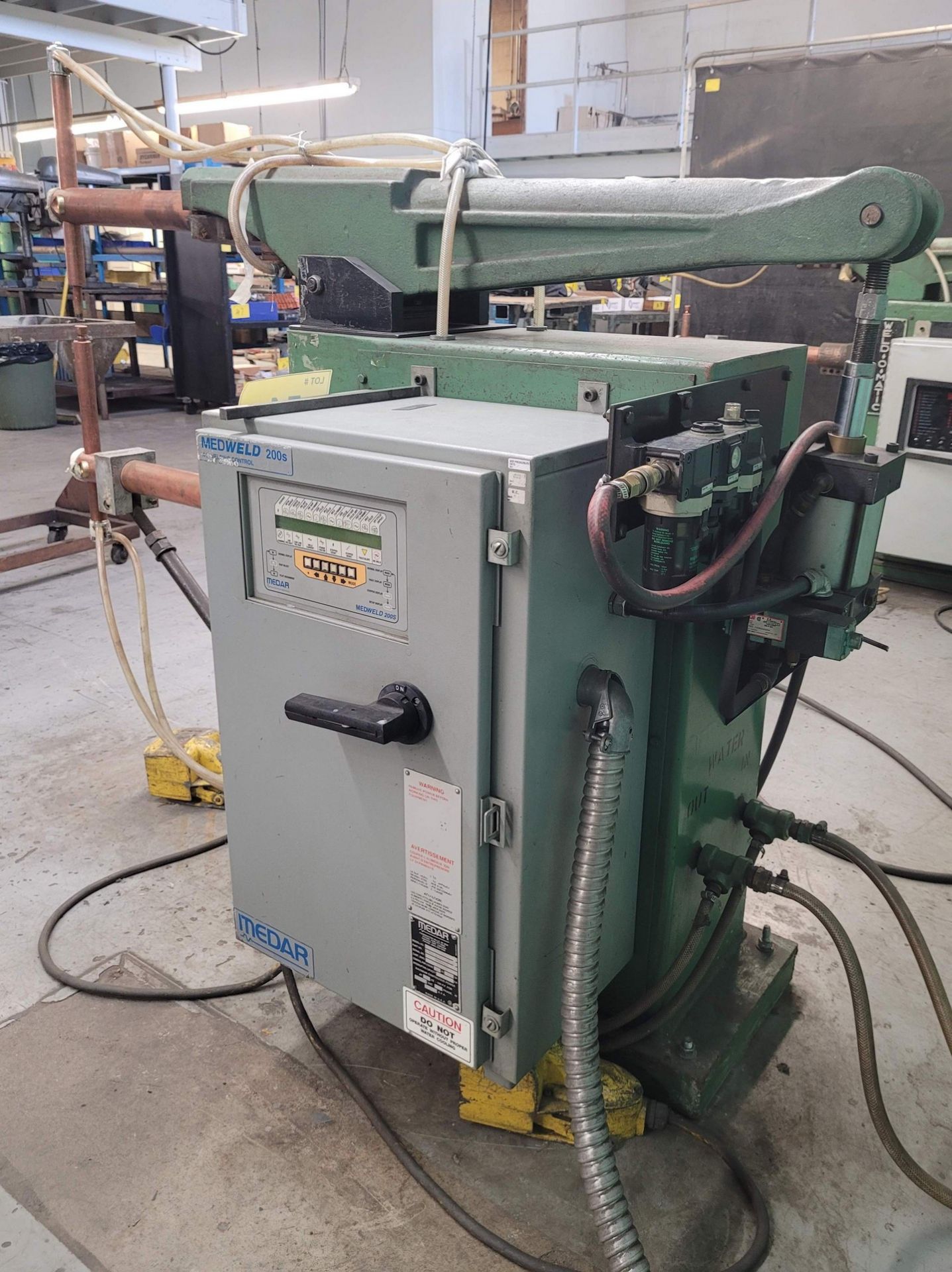 WELD-O-MATIC AF-2B SPOT WELDER, 75 KVA, 24" THROAT, MEDWELD 200S CONTROL, S/N 3259 (RIGGING FEE $ - Image 6 of 8