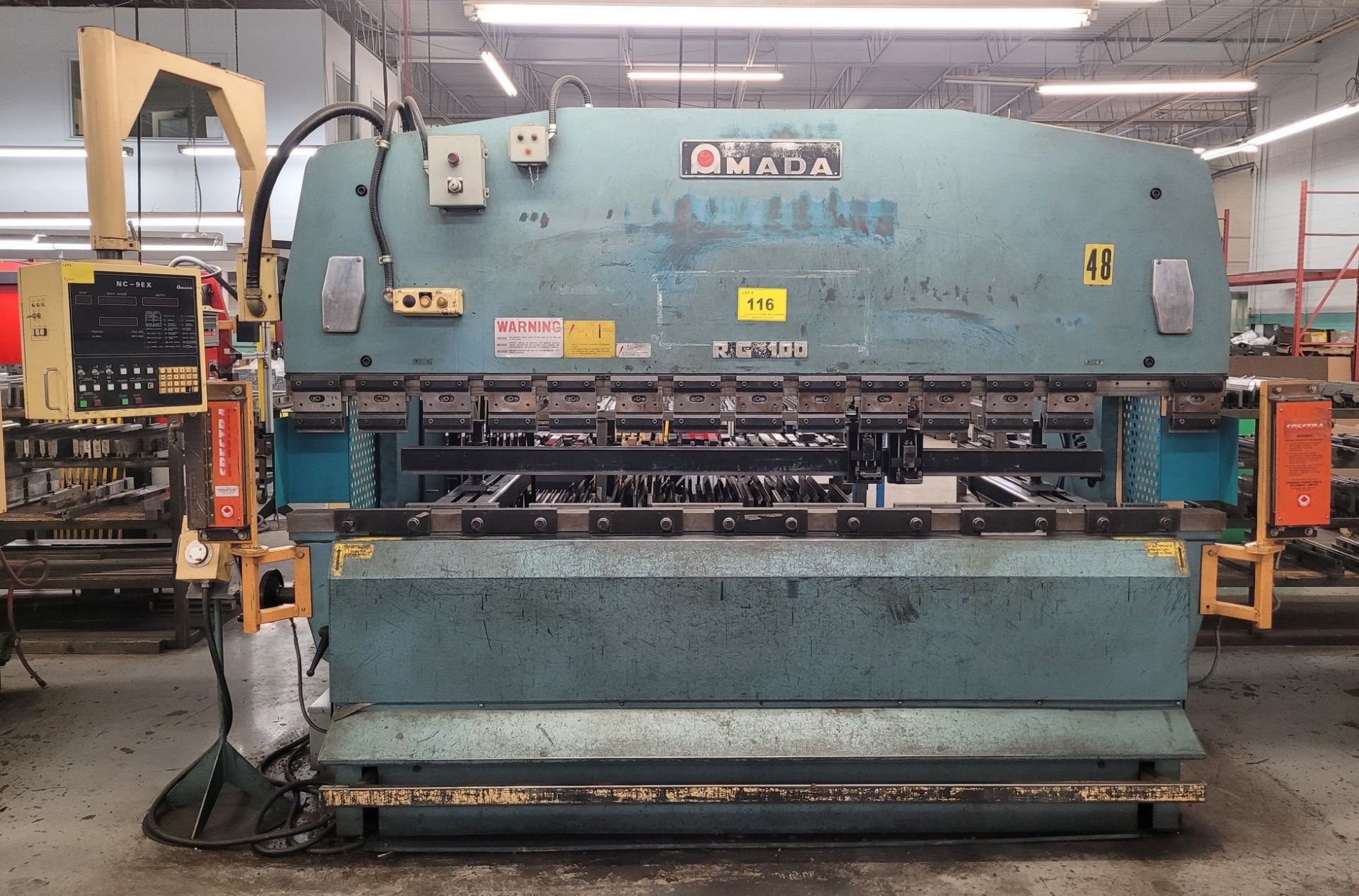 AMADA RG-100 CNC PRESS BRAKE, 110-TON X 10’ CAP., 118.2” TABLE LENGTH, 122.1” MAX BENDING LENGTH,