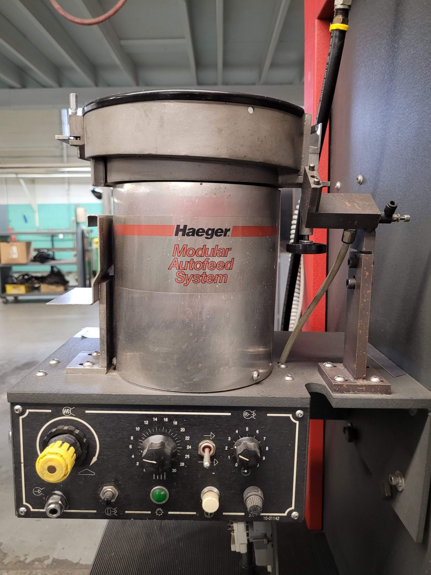 HAEGER 618-1H HYDRAULIC INSERTION PRESS, S/N - 06H00925 W/ HAEGER MODULAR AUTOFEED SYSTEM (RIGGING - Image 9 of 11