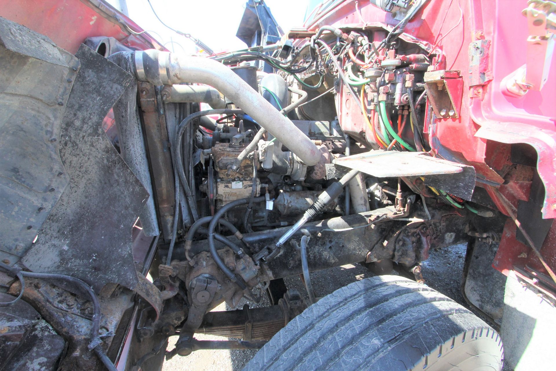 1988 FORD L8000 TANDEM AXLE DUMP TRUCK, FORD 280 HP DIESEL MOTOR, 15' BOX, 10-SPEED EATON FULLER - Image 32 of 38