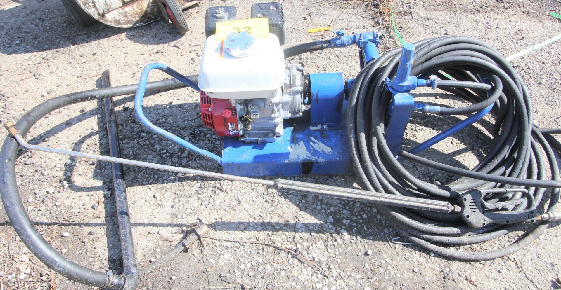 PORTABLE GAS POWERED ASPHALT SPRAYER, HONDA GX 160 ENGINE