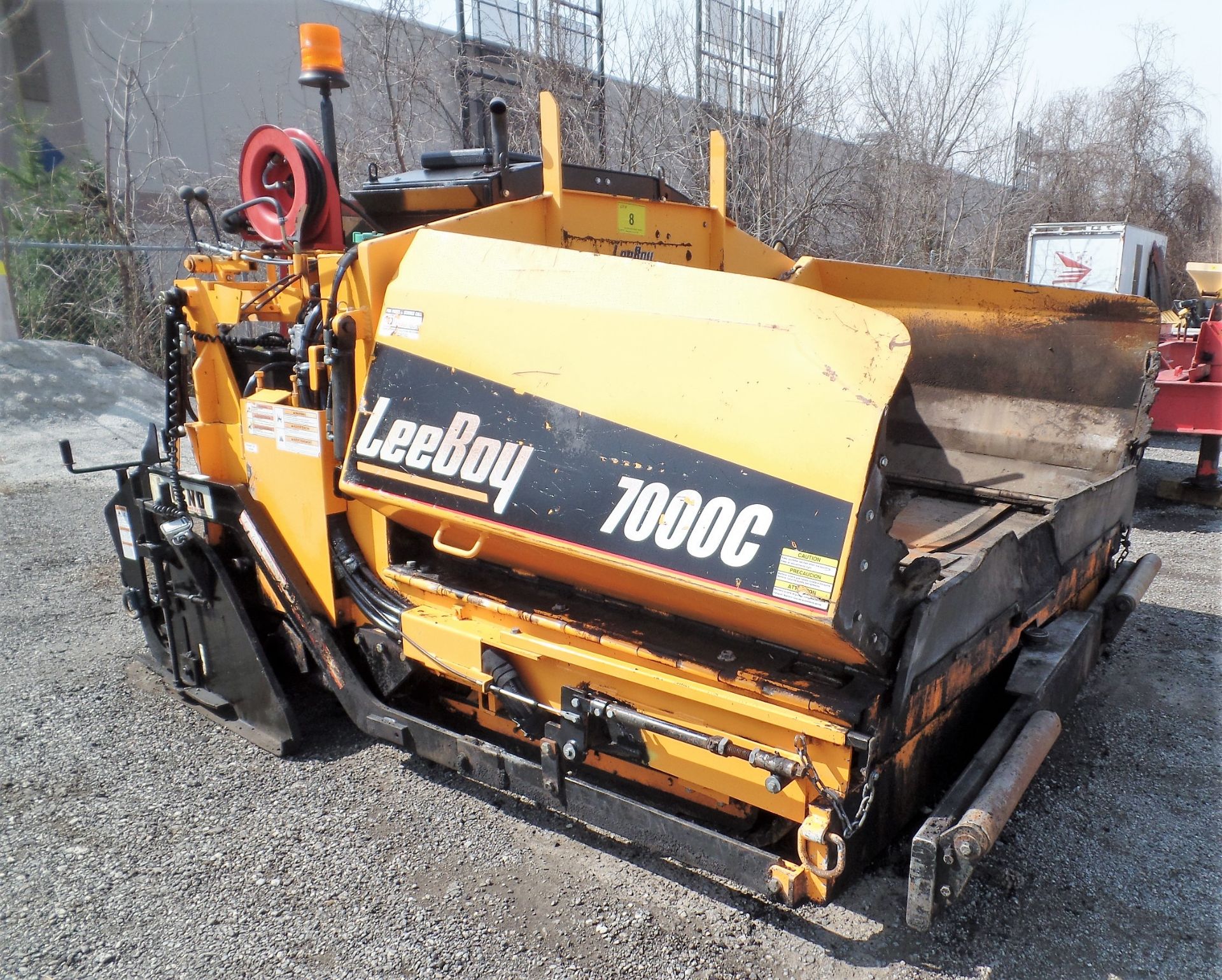 2018 LEEBOY 7000C ASPHALT PAVER, 8' TO 13' LEGEND PROPANE SCREEN SYSTEM SCREED, KUBOTA 64 HP TURBO - Image 11 of 15