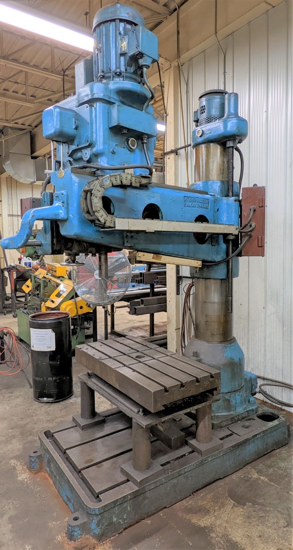 KITCHEN & WADE 36E26 RADIAL ARM DRILL, 4’ ARM, S/N 17963 W/ BOX TABLE - Image 3 of 6