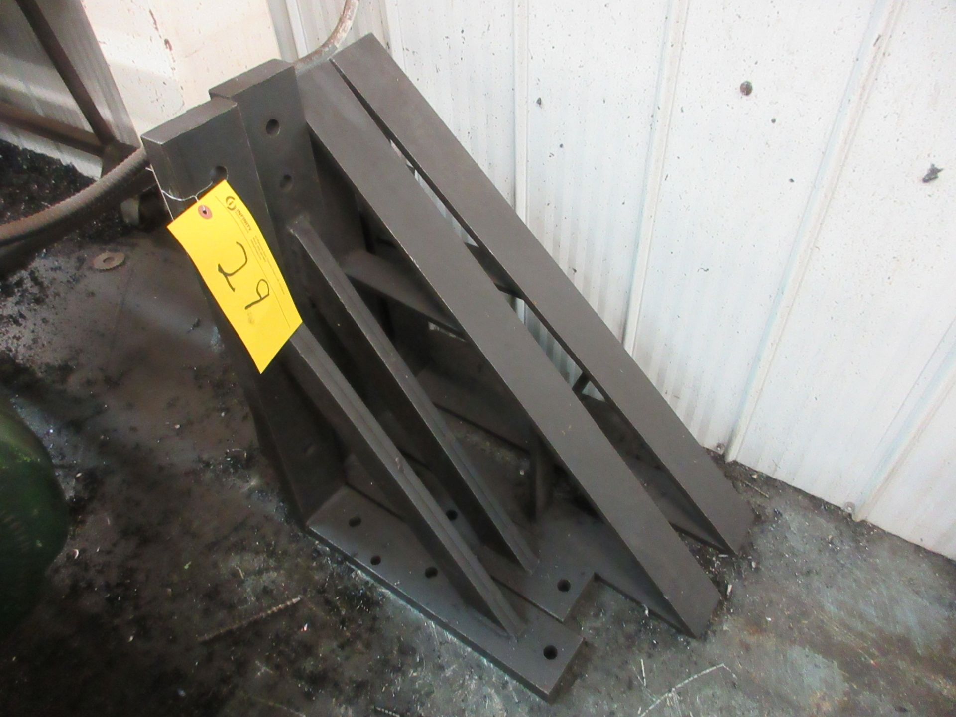 LOT OF (1) ANGLE PLATE APPROX. 18"W X 18"D X 18"H, (2) 1" THICK PLATE ATTACHMENTS, (1) PAIR - Image 2 of 4