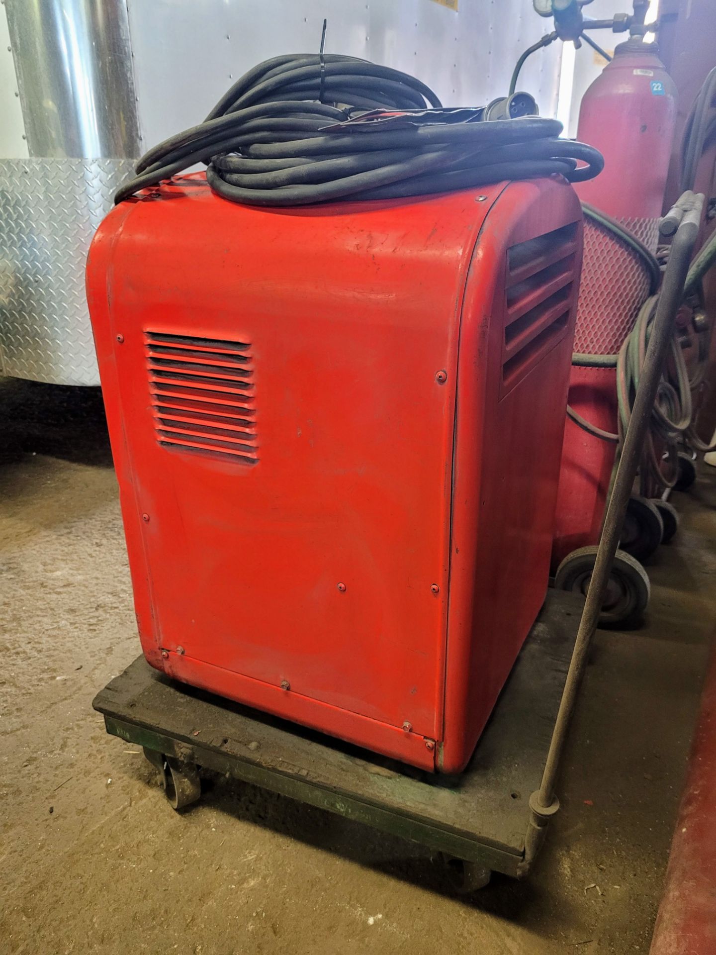 LINCOLN IDEALARC 250 WELDER, S/N: AC10504