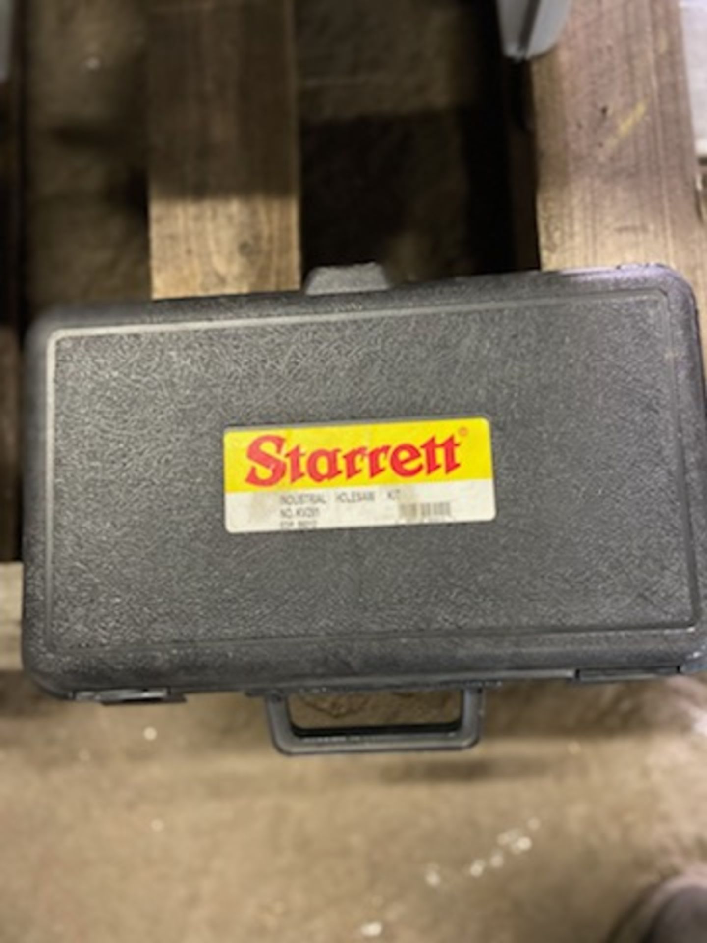 STARRETT HOLE SAW KIT - Image 2 of 2