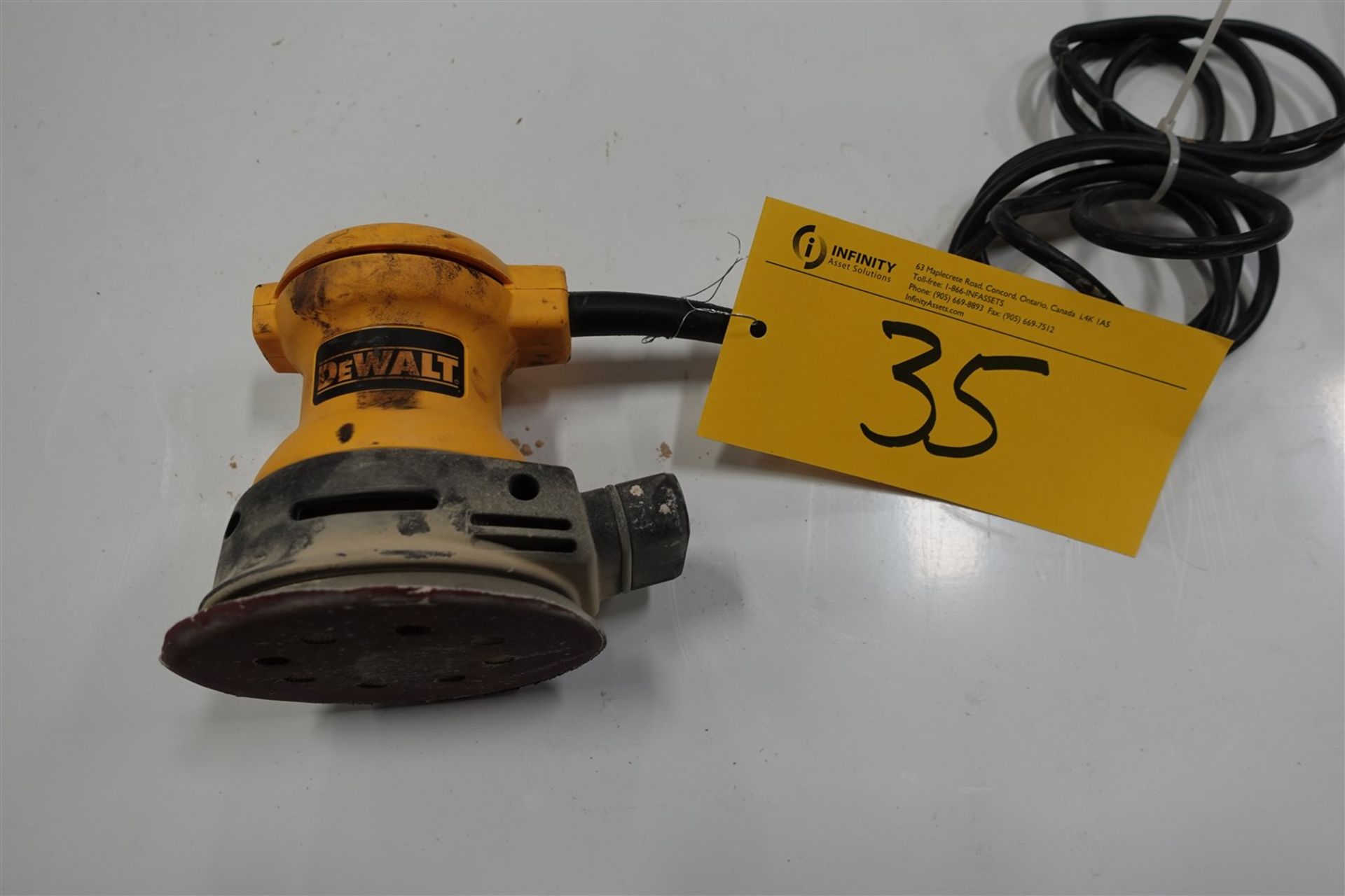 DEWALT ELECTRIC PALM SANDER