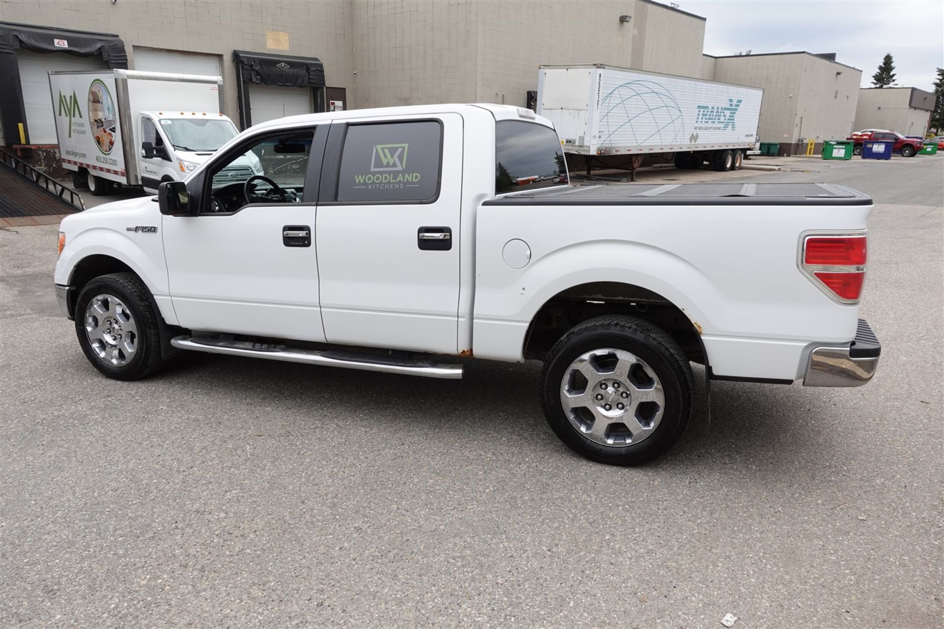 2012 FORD F-150 XLT CREW CAB SHORT BOX PICK-UP TRUCK, 4X4, 5.0L GAS ENGINE, S/N 1FTFW1EF7CKE27082 - Image 3 of 9