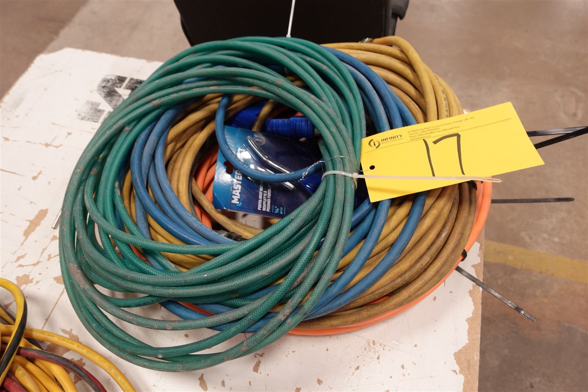 LOT OF ASSORTED AIR HOSE