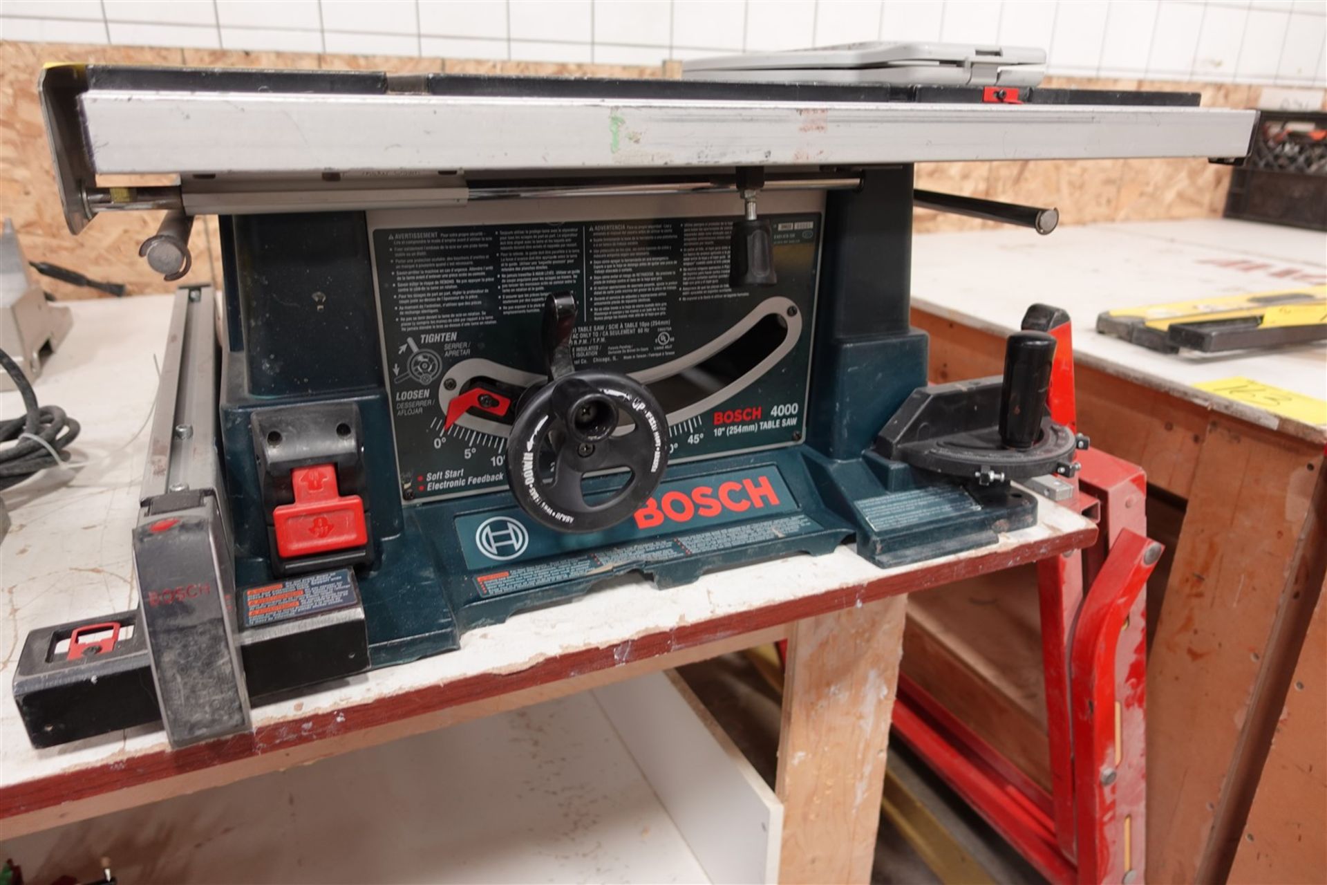 BOSCH 4000, 10” TABLE SAW W/ BOSCH FOLDING SAW STAND, MODEL TS1000 - Image 2 of 2