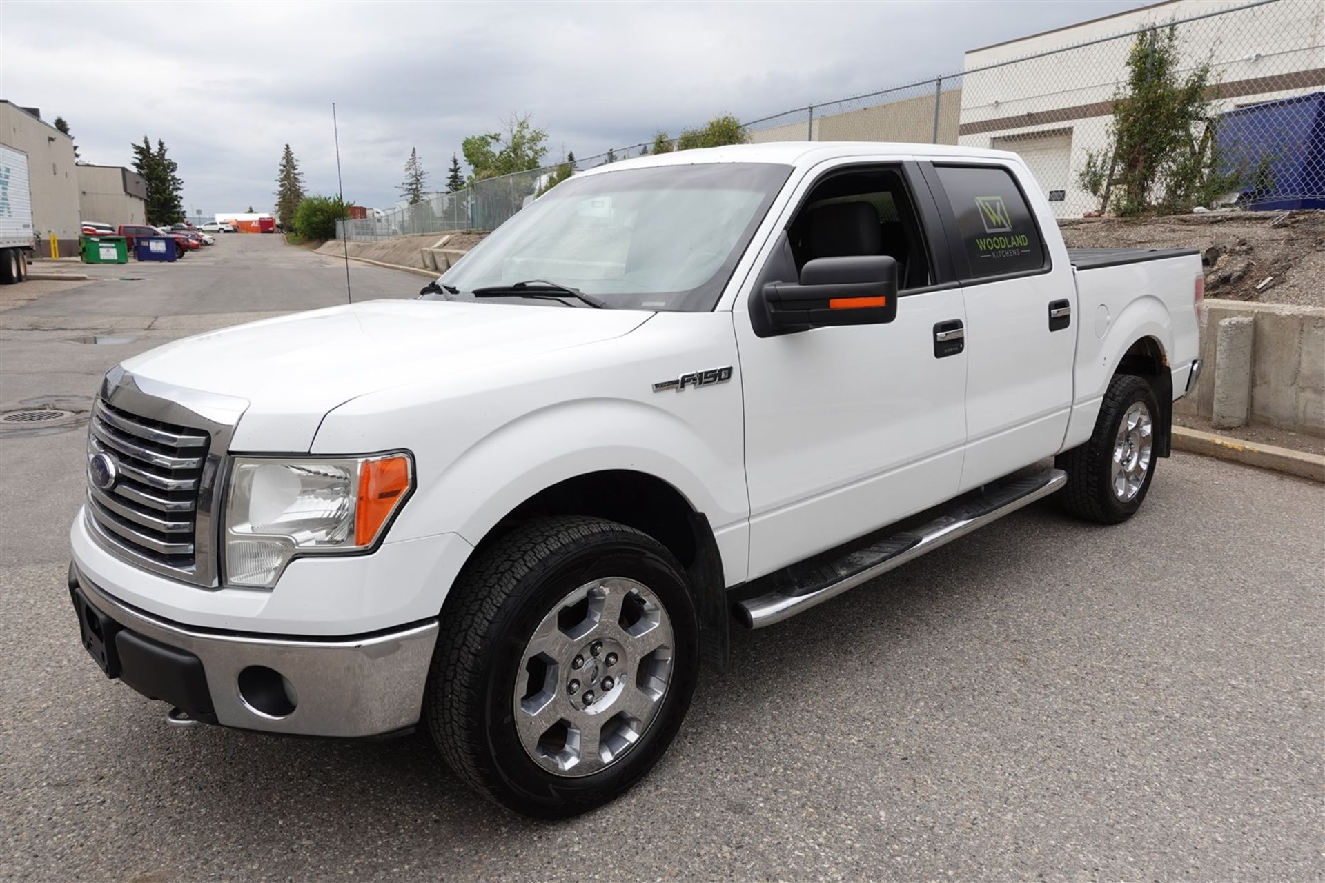 2012 FORD F-150 XLT CREW CAB SHORT BOX PICK-UP TRUCK, 4X4, 5.0L GAS ENGINE, S/N 1FTFW1EF7CKE27082 - Image 2 of 9