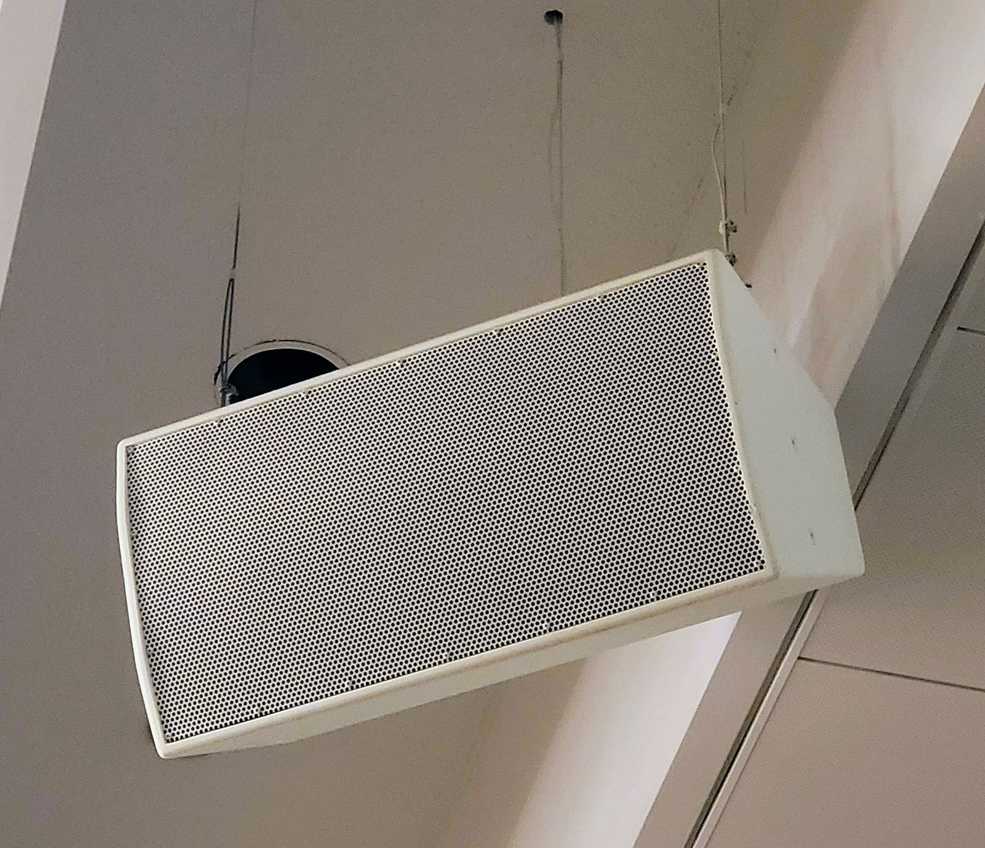 LOT - (4) SPEAKERS - CEILING MOUNTED - Image 3 of 4