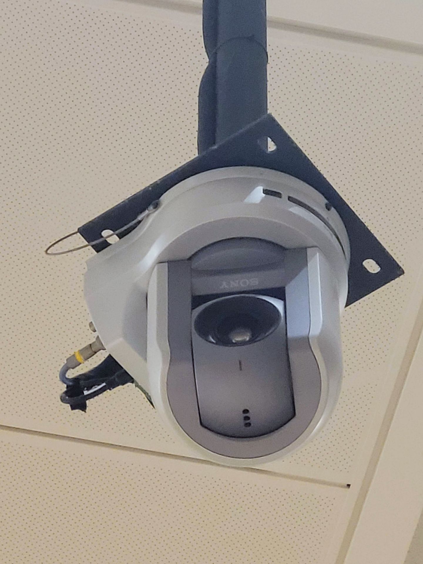 SONY SPOTLIGHT - CEILING MOUNTED - Image 3 of 3