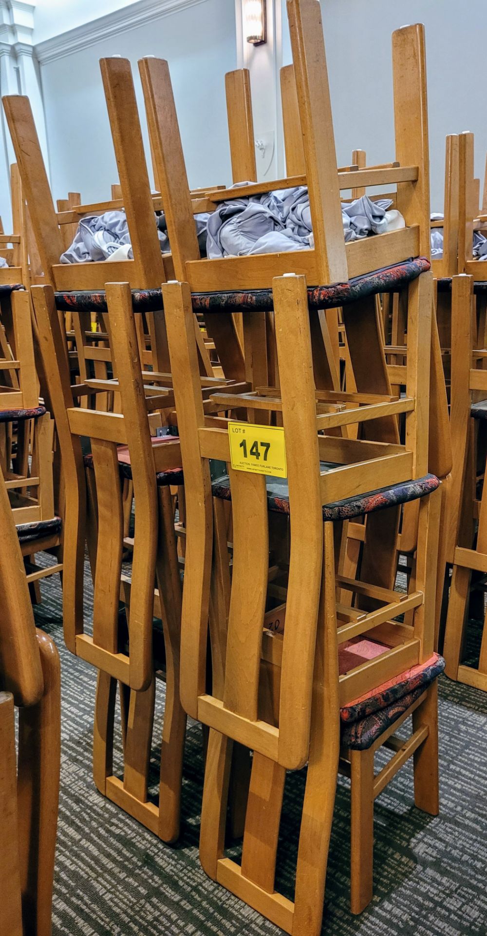 LOT - (8) WOODEN BANQUET CHAIRS W/ SLIP COVERS - Image 2 of 2