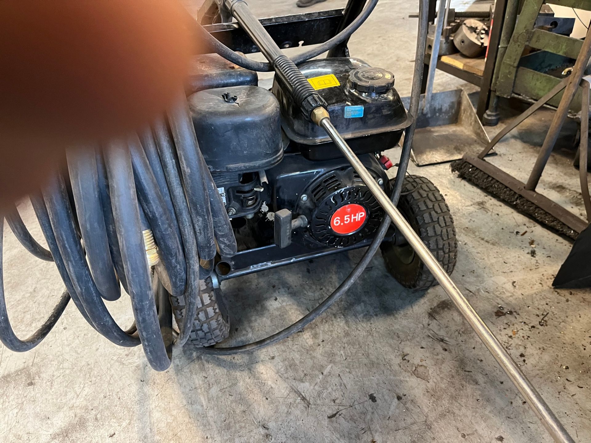 2700 PSI PORTABLE PRESSURE WASHER, 3 GPM, 6.5 HP - Image 4 of 5