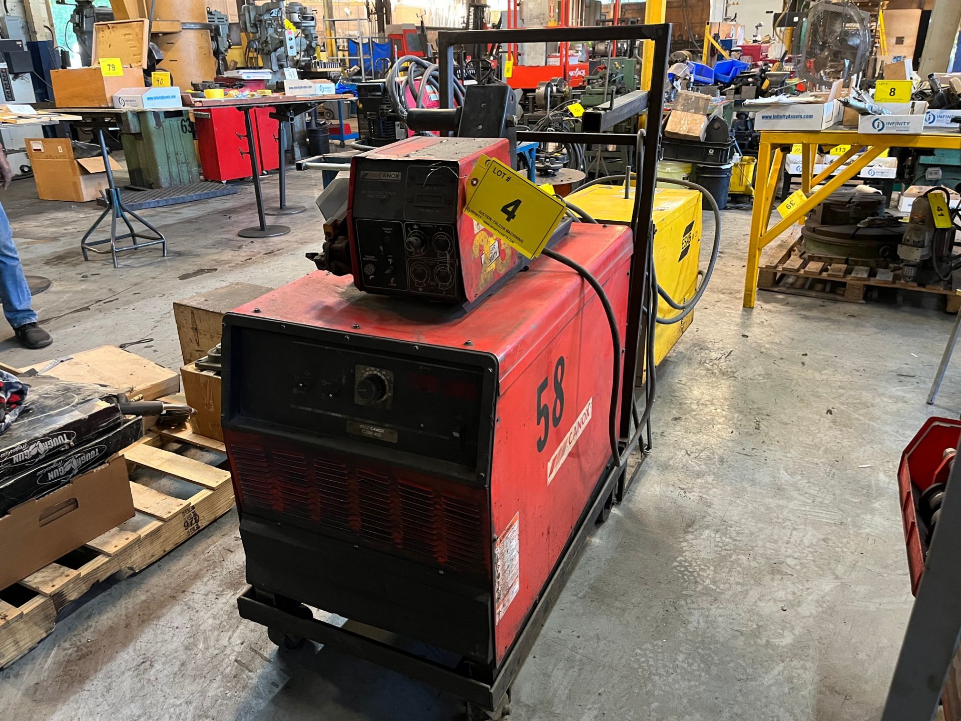 CANOX C-DW 452 WELDER W/ CANOX 24V CONSTANT SPEED WIRE FEEDER AND CART - Image 2 of 5