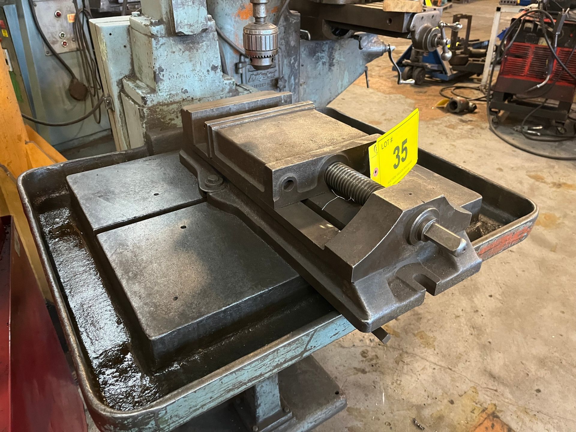 9" MACHINE VISE - Image 2 of 2