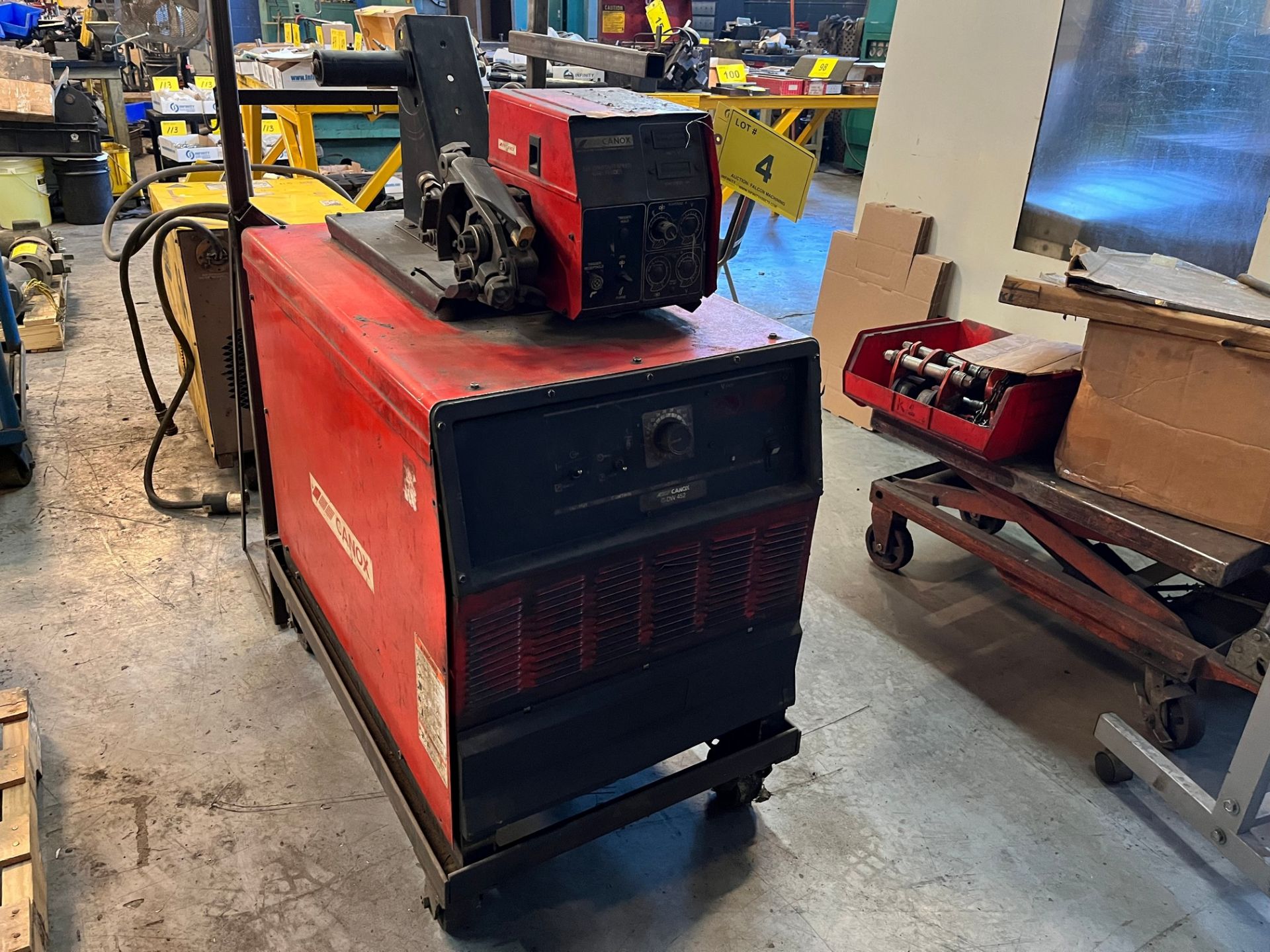 CANOX C-DW 452 WELDER W/ CANOX 24V CONSTANT SPEED WIRE FEEDER AND CART