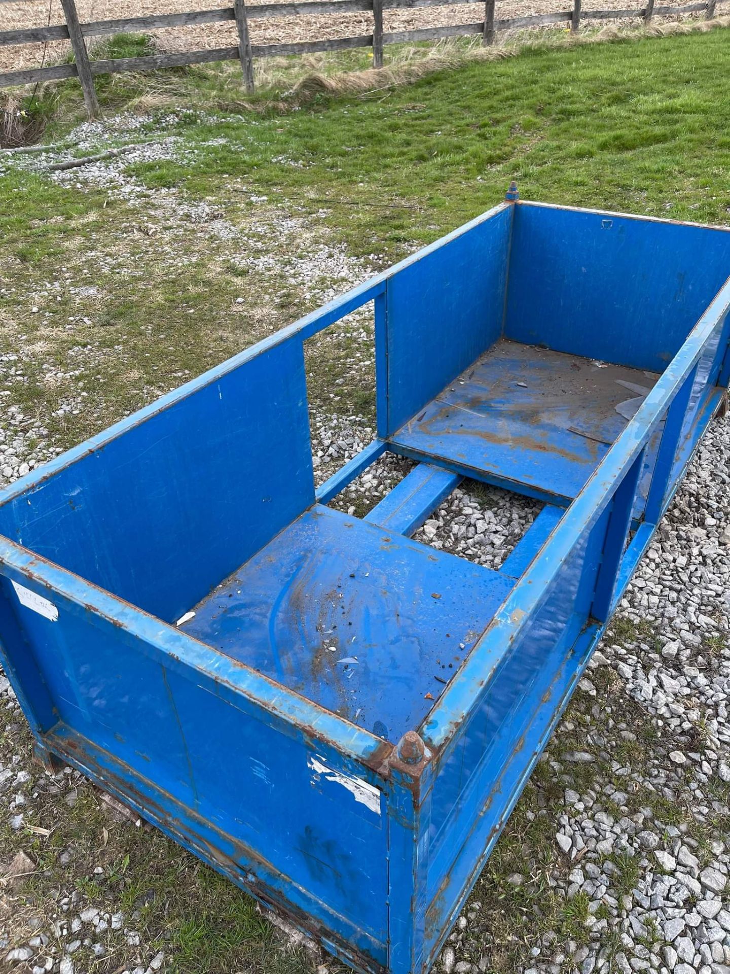 STEEL TOTE BIN W/ FORKLIFT POCKETS, APPROX. 9'9"L X 4'1"W X 2'6"H (LOCATED IN BRANTFORD, ON) - Image 4 of 4