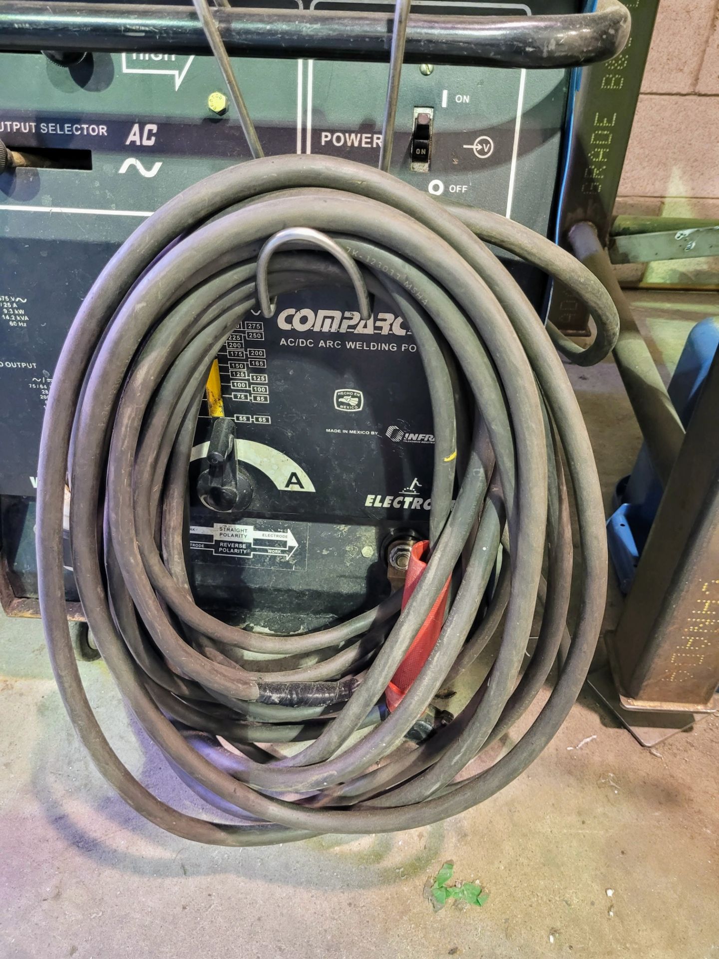 COMPARC 250 AC-DC ARC WELDER - Image 4 of 5