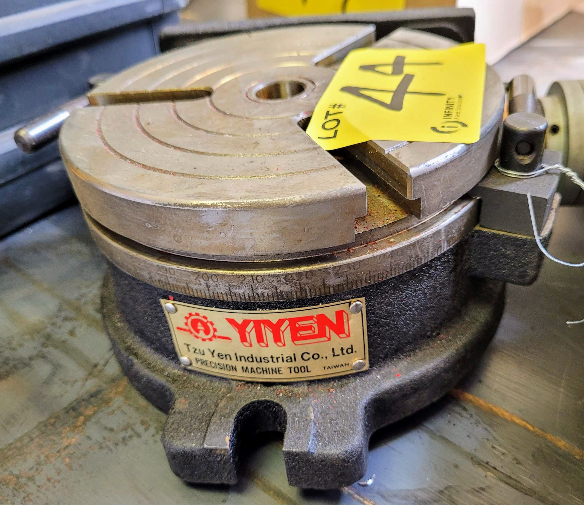 YIYEN 6" ROTARY TABLE - Image 2 of 2