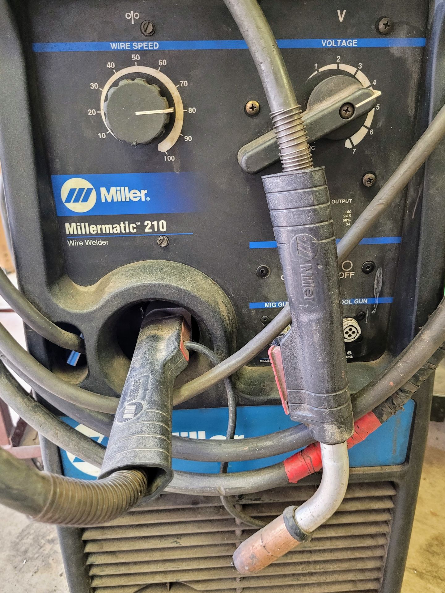 MILLER MILLERMATIC 210 WELDER, S/N LF233634 - Image 2 of 4