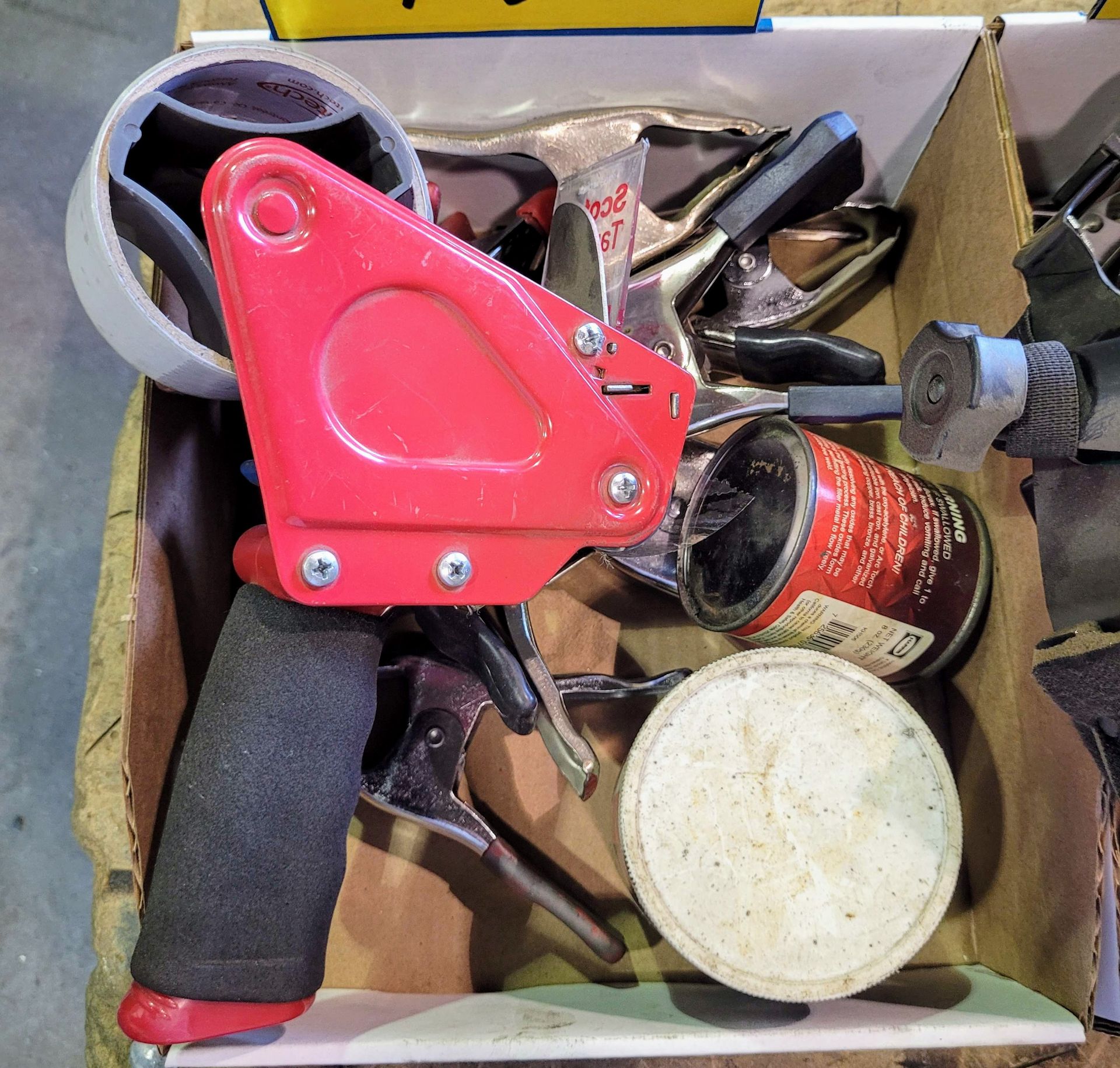 LOT - SPRING CLAMPS, WELDING PROTECTIVE GEAR, VISORS ETC - Image 2 of 5