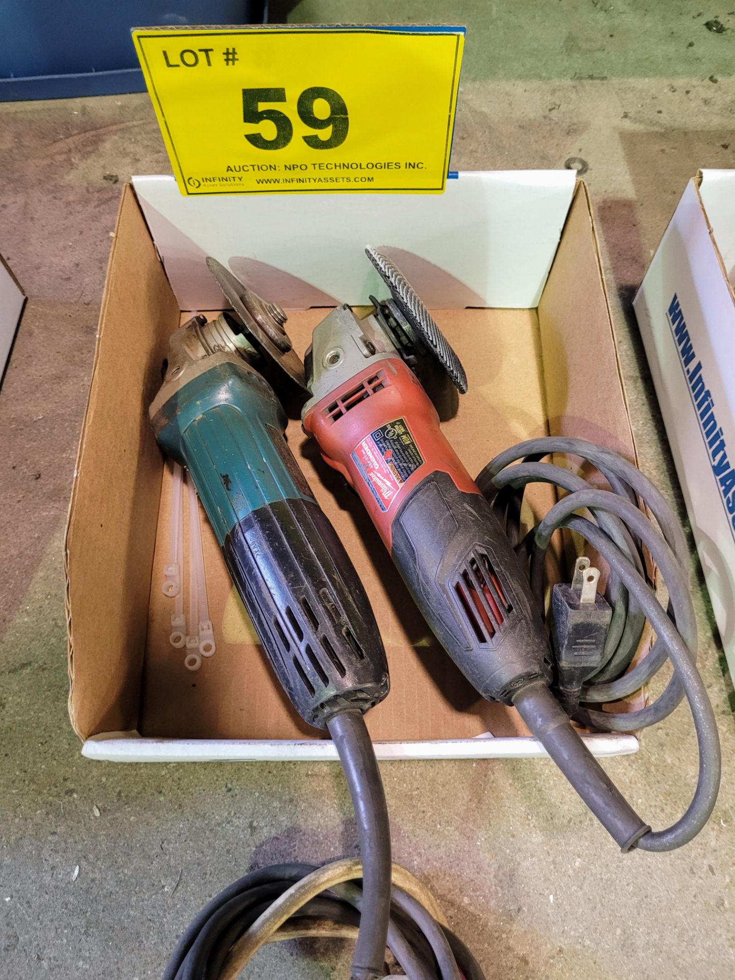 LOT - MAKITA / MILWAUKEE ANGLE GRINDERS