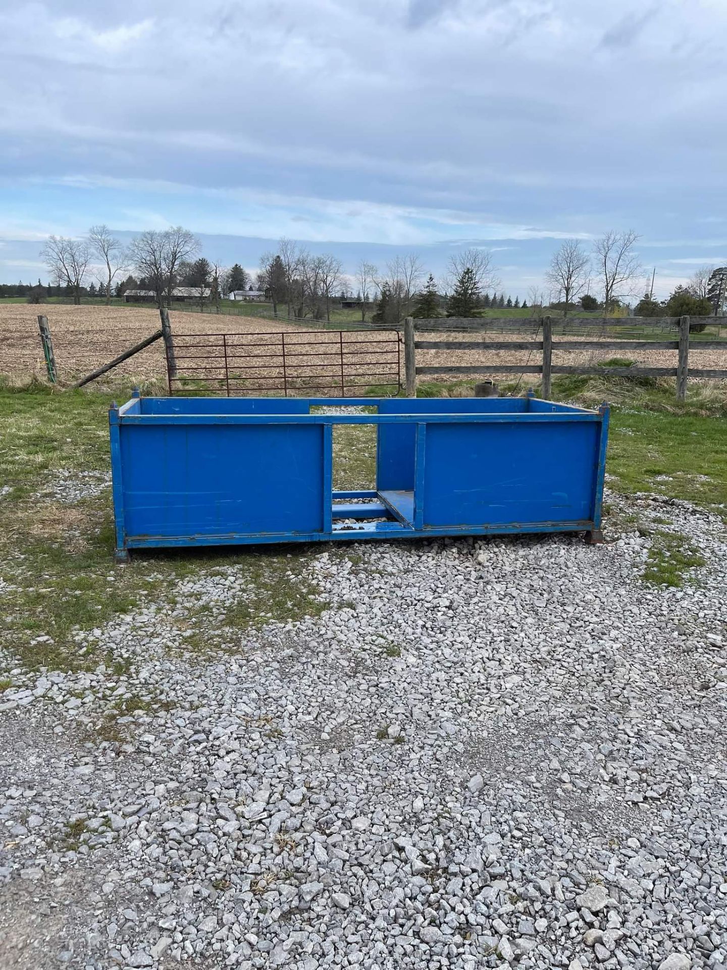 STEEL TOTE BIN W/ FORKLIFT POCKETS, APPROX. 9'9"L X 4'1"W X 2'6"H (LOCATED IN BRANTFORD, ON) - Image 3 of 4