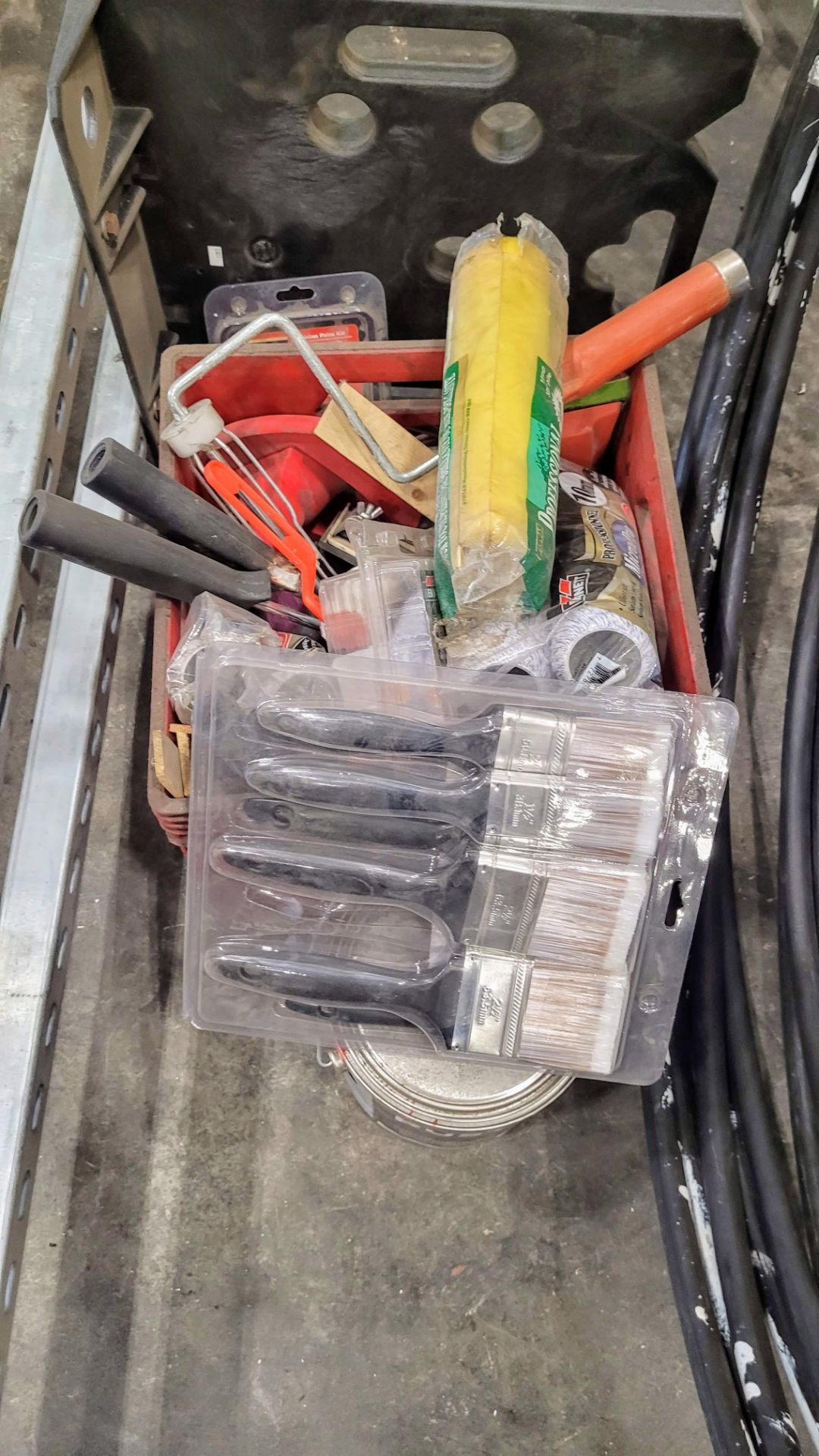 LARGE LOT ASSORTED ELECTRICAL, WIRE, SUMP PUMPS, PAINTING, SUPPLIES, BACK RACK, ETC - Image 9 of 14