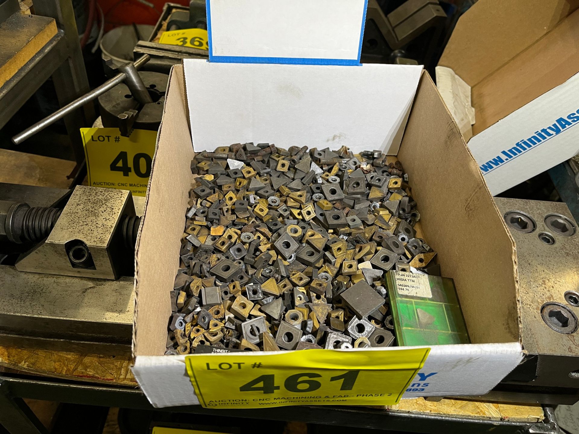 LOT OF CARBIDE INSERTS