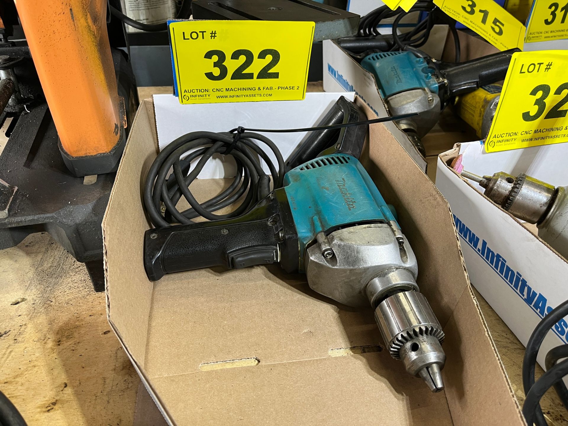 MAKITA HAMMER DRILL