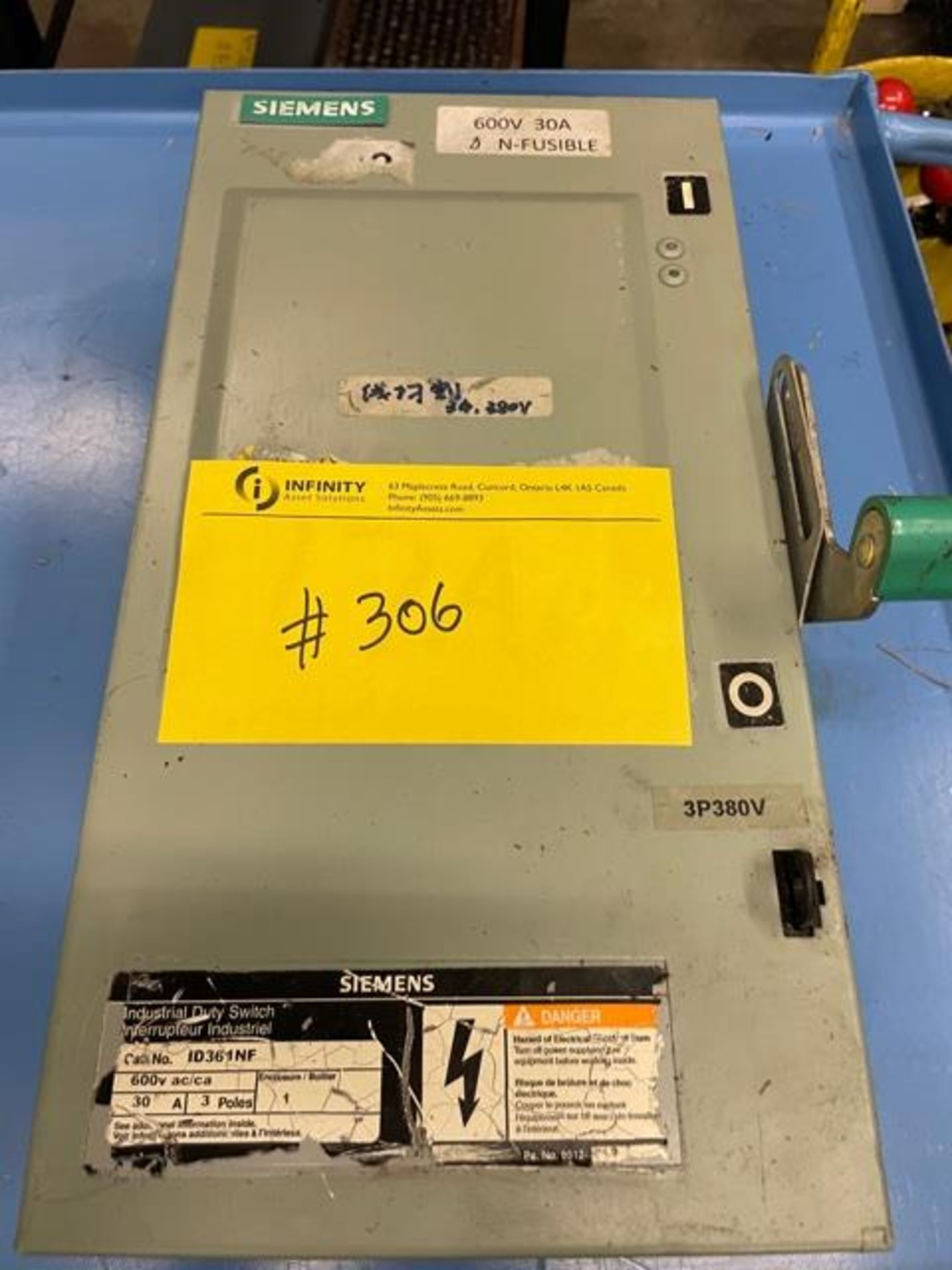 Industrial Disconnect switch, 600 Volts - 30 Amps