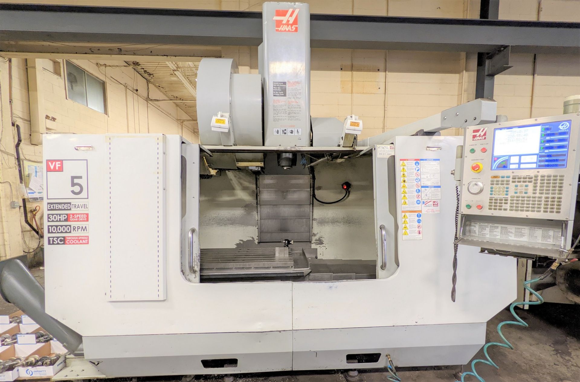 2007 HAAS VF-5/50XT CNC VERTICAL MACHINING CENTER, CNC CONTROL, TRAVELS: X-60”, Y-26”, Z-25”, CAT50,