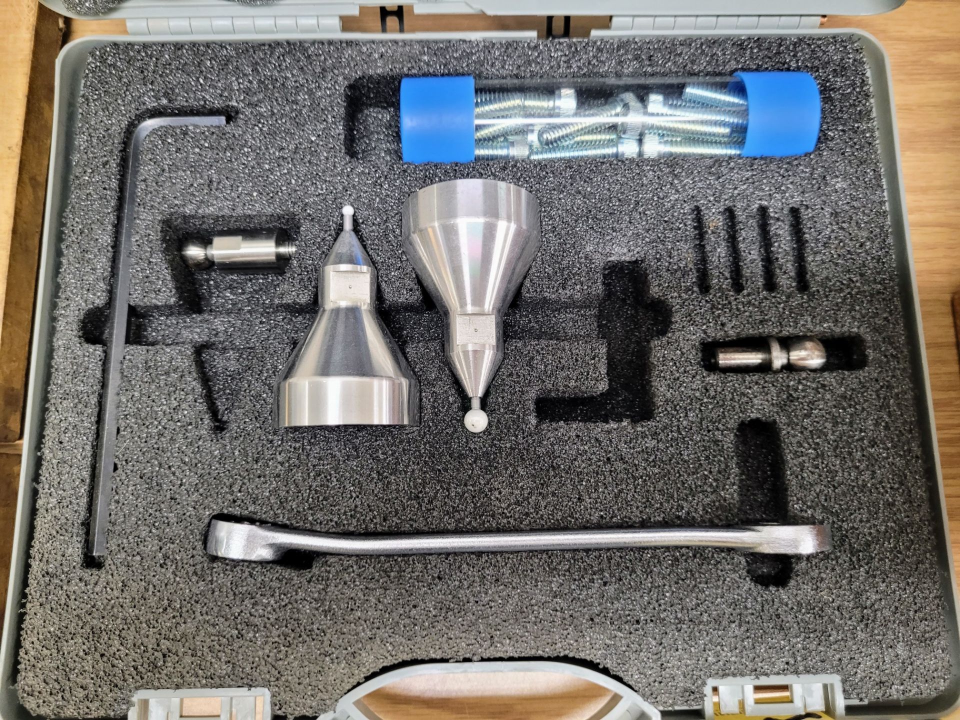 PROBE KIT - Image 2 of 2